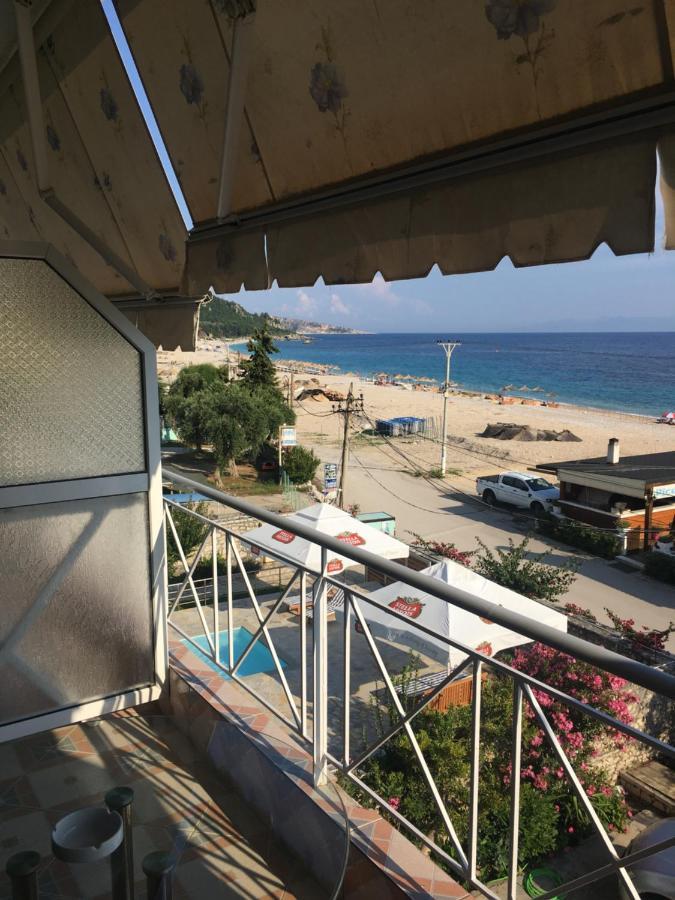 הימארה Irini Boutique Rooms!!! מראה חיצוני תמונה